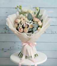 Букет цветов из:  Розы и Лизиантусы #REPLACE_PRED# Дне