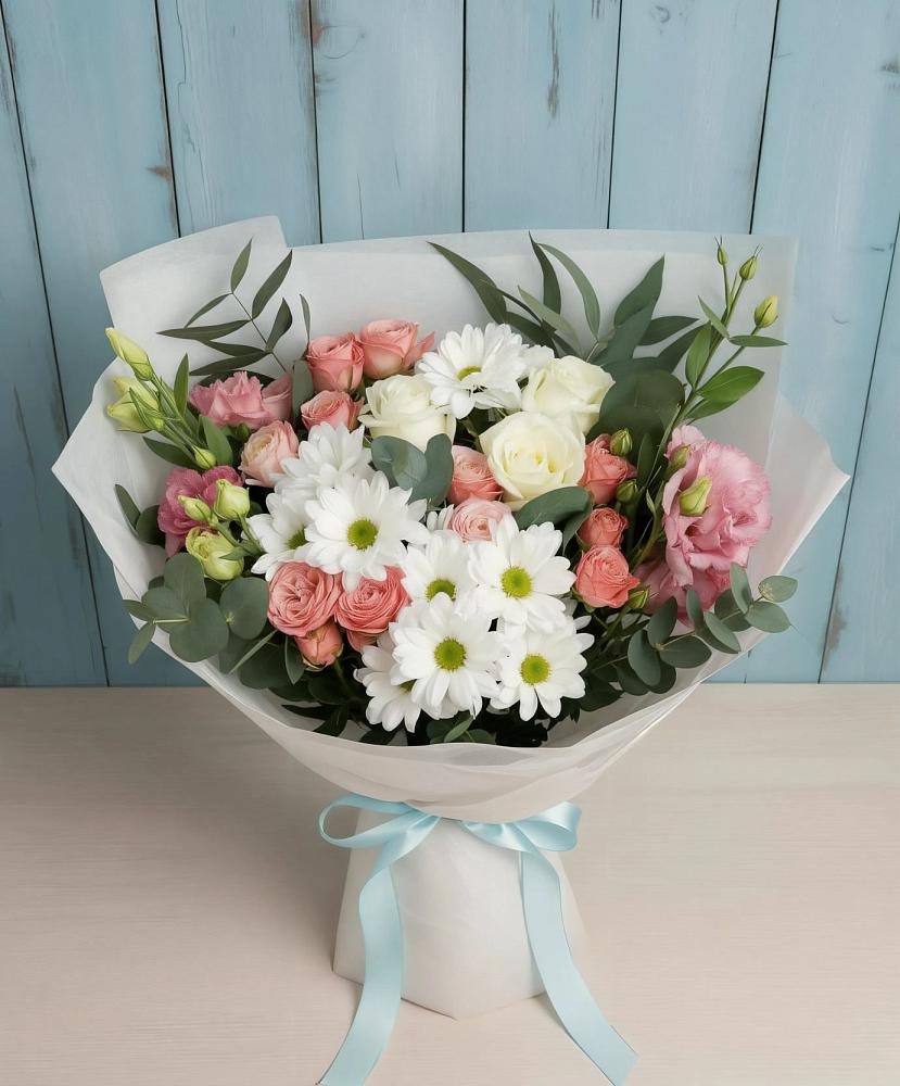 Букет цветов из: Розы, Лизиантусы и Хризантемы в Дне