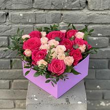 Цветочная композиция из Розы в коробке в Дне