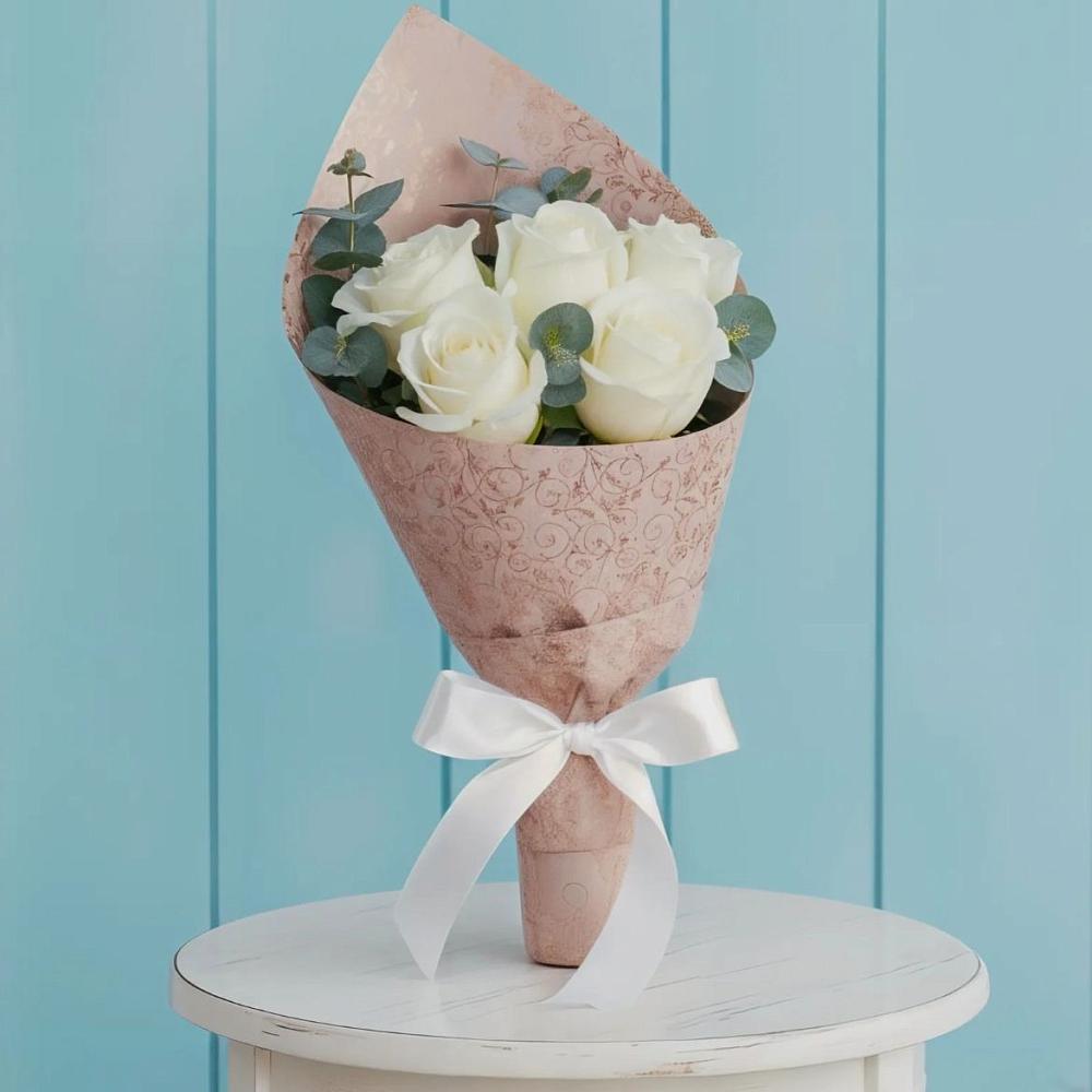 Букет цветов из: Розы в Дне