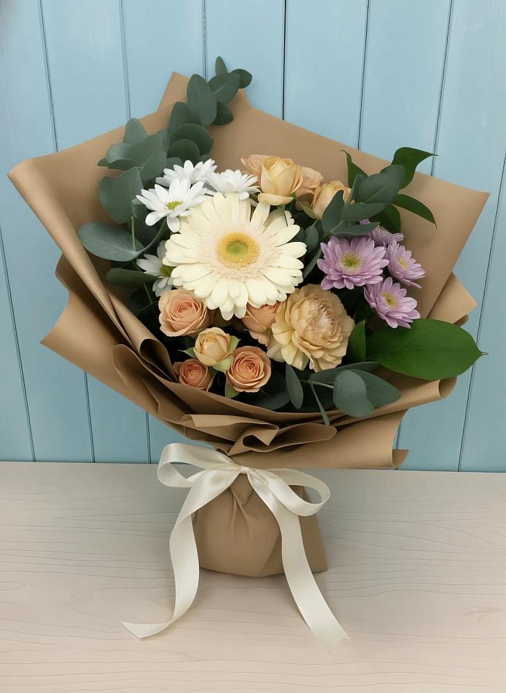 Букет цветов из: Герберы и Хризантемы в Дне