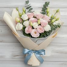 Букет цветов из:  Лизиантусы в Дне