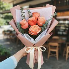 Букет цветов из:  Розы в Дне