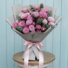 Букет цветов из:  Розы в Дне